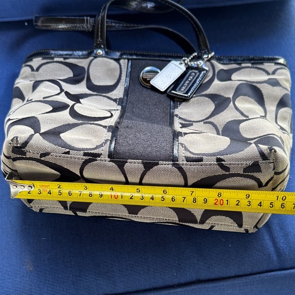Coach Black and Tan Signature Tote - Picture 9 of 10
